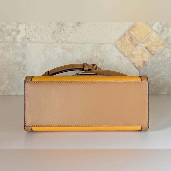 Michael Kors Whitney Medium Flap Shoulder Bag Yellow Multi - Picture 7 of 14